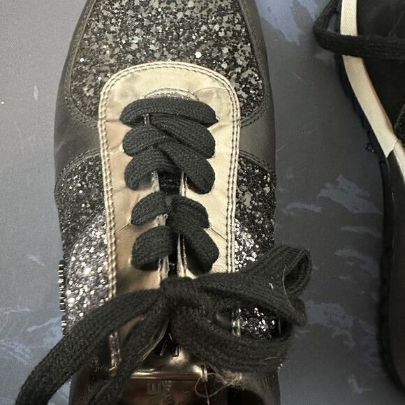 Nwot Michael Kors leather shoes size 9.5, 1 inch heel lift - Picture 8 of 11